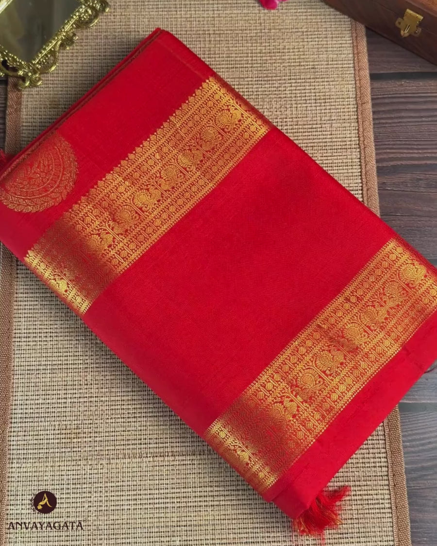 Tomato Red Kanjivaram Pure Silk Saree video
